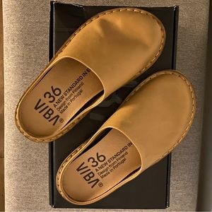 VIBAe ROMA leather tan shoes